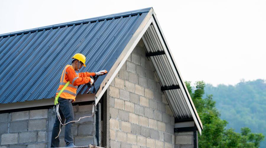 Expert Emergency Roof Repairs services in Porter Ranch, CA